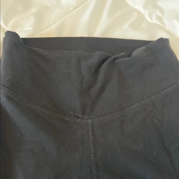 Old Navy Black Tall Slim Boot-Cut Pants - Picture 3 of 6